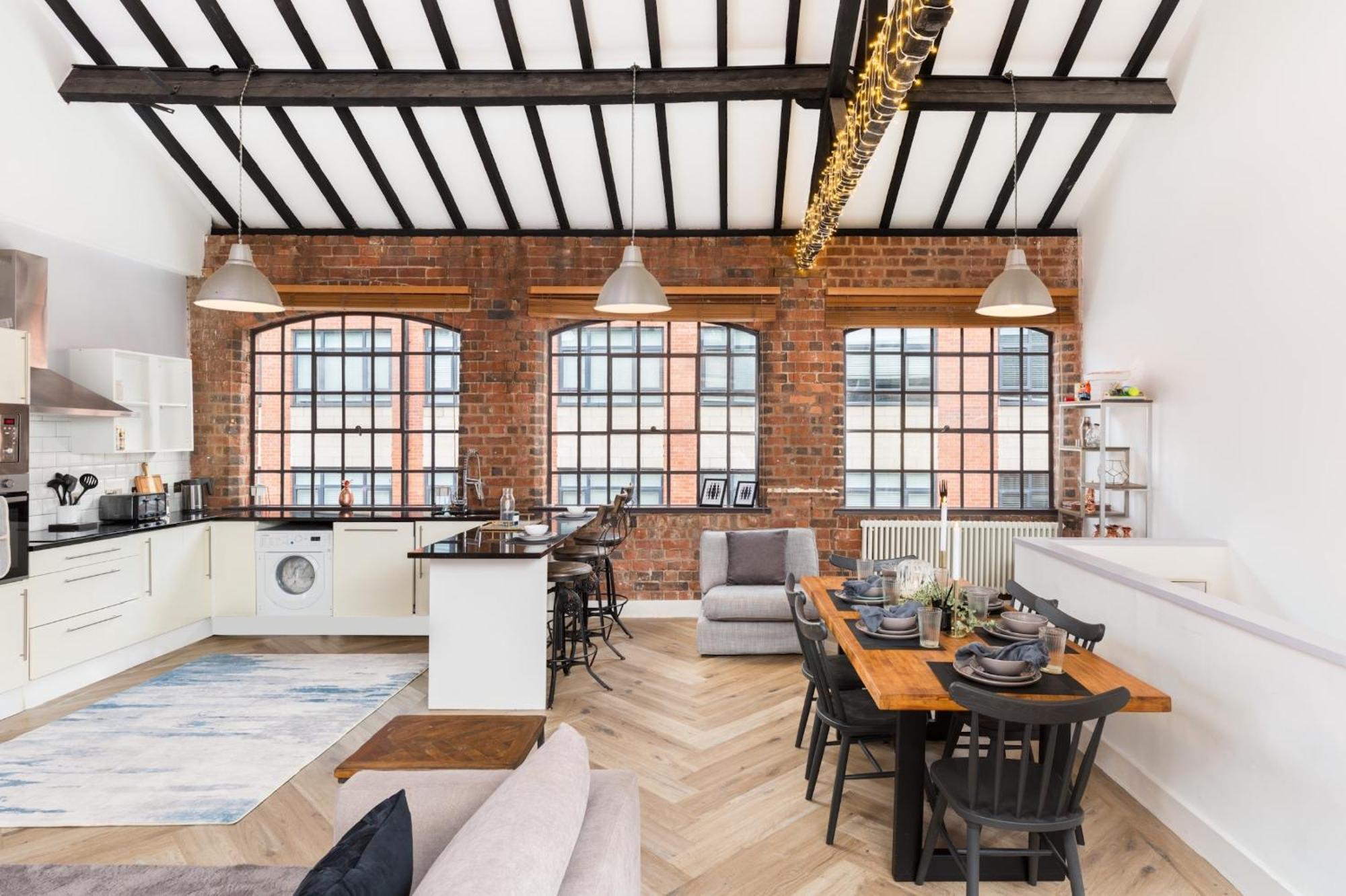 High End Luxury Townhouse In Jq, 4 Bedrooms, Flat Screen Tv In All Rooms, Free Parking, Near Birmingham City Centre Deposit Required Dış mekan fotoğraf