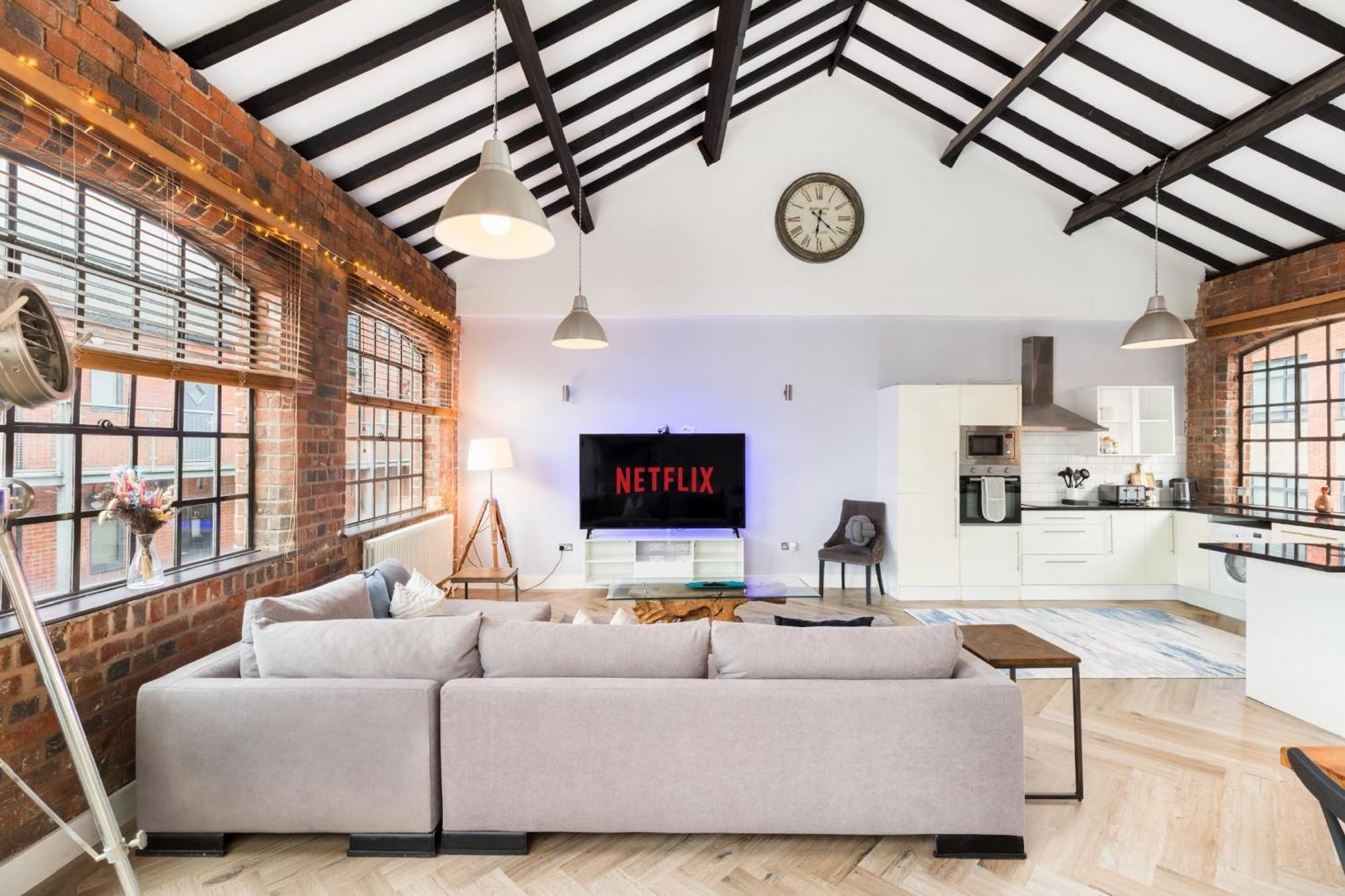 High End Luxury Townhouse In Jq, 4 Bedrooms, Flat Screen Tv In All Rooms, Free Parking, Near Birmingham City Centre Deposit Required Dış mekan fotoğraf