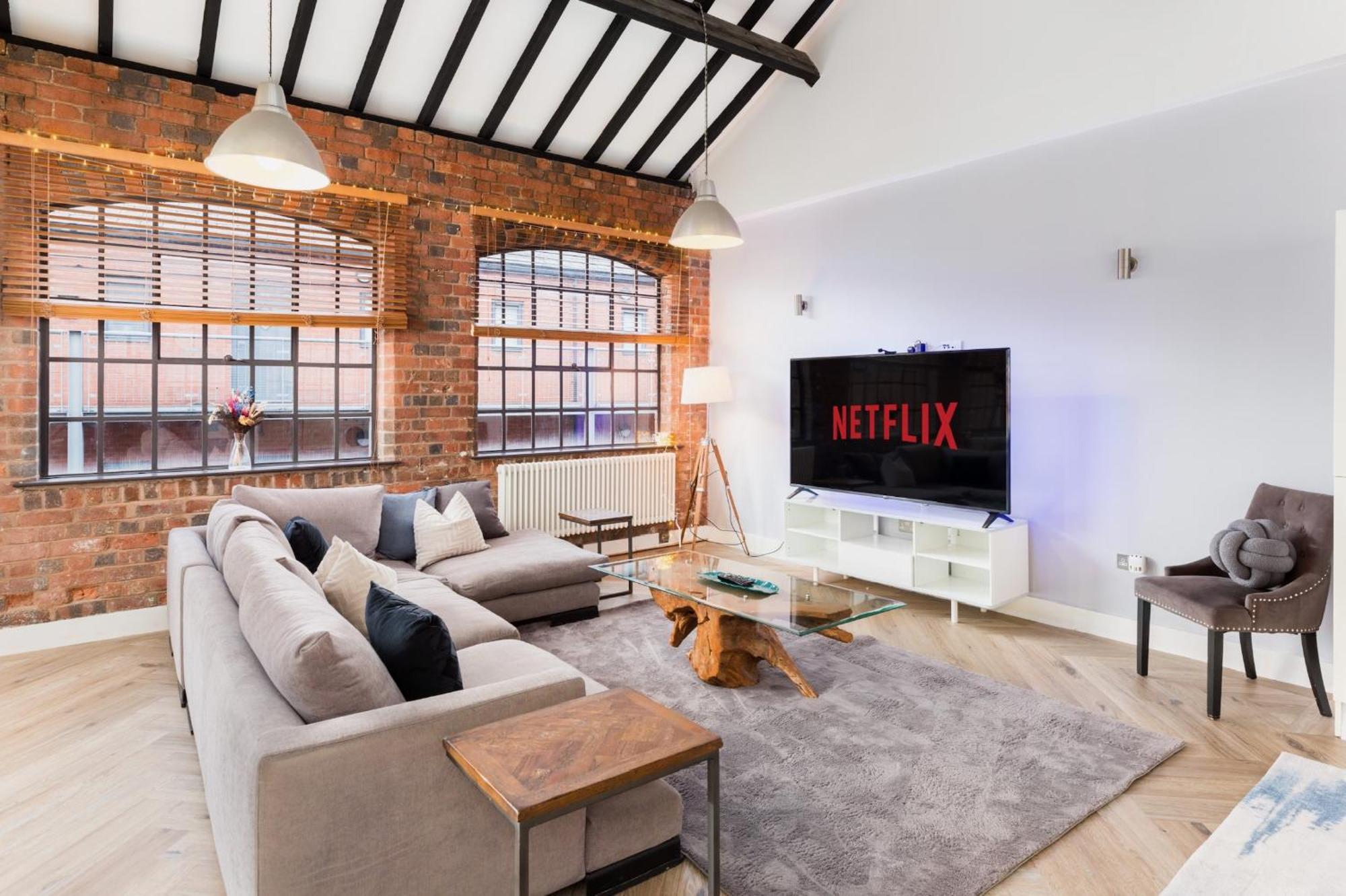 High End Luxury Townhouse In Jq, 4 Bedrooms, Flat Screen Tv In All Rooms, Free Parking, Near Birmingham City Centre Deposit Required Dış mekan fotoğraf