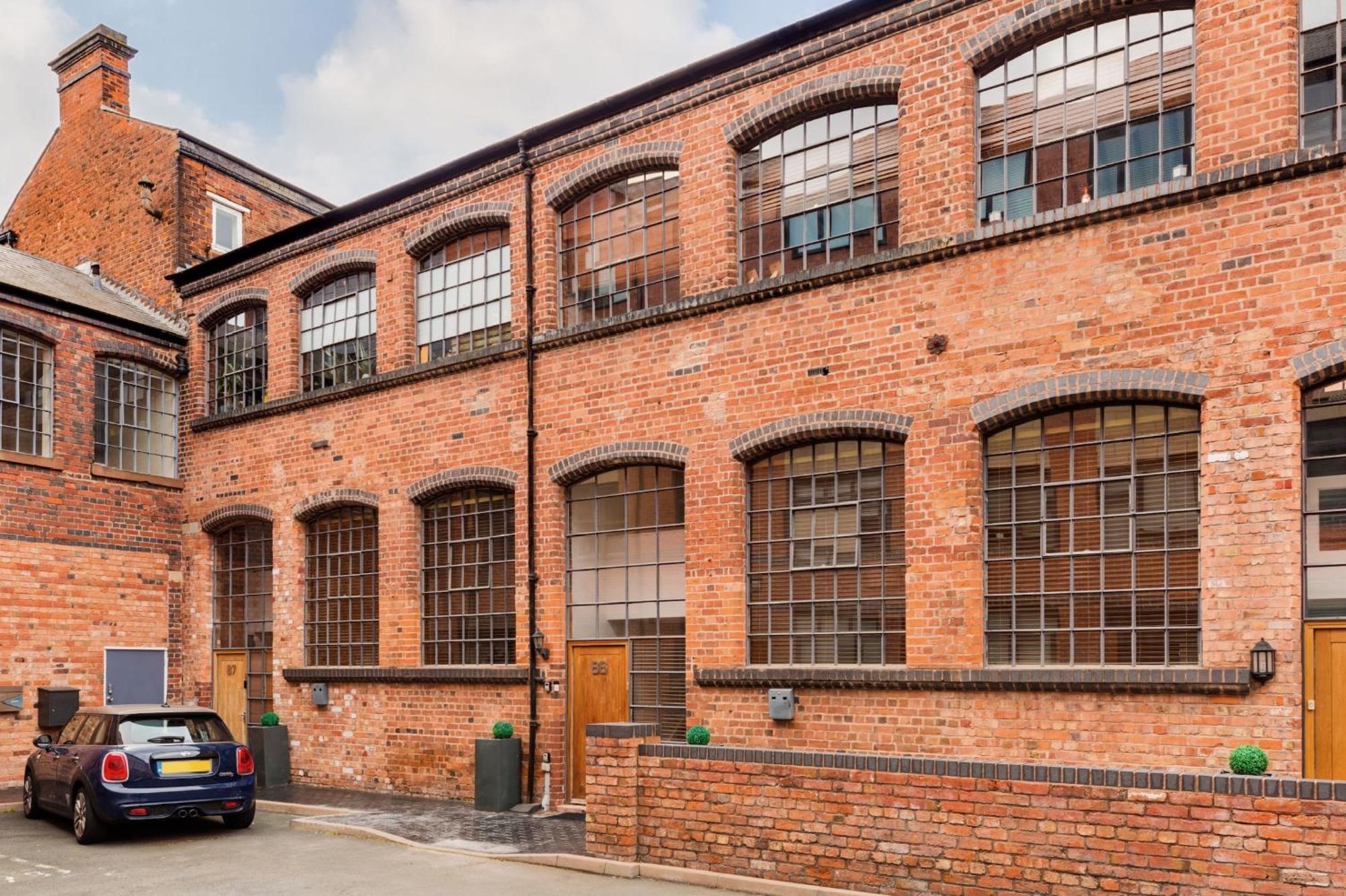 High End Luxury Townhouse In Jq, 4 Bedrooms, Flat Screen Tv In All Rooms, Free Parking, Near Birmingham City Centre Deposit Required Dış mekan fotoğraf