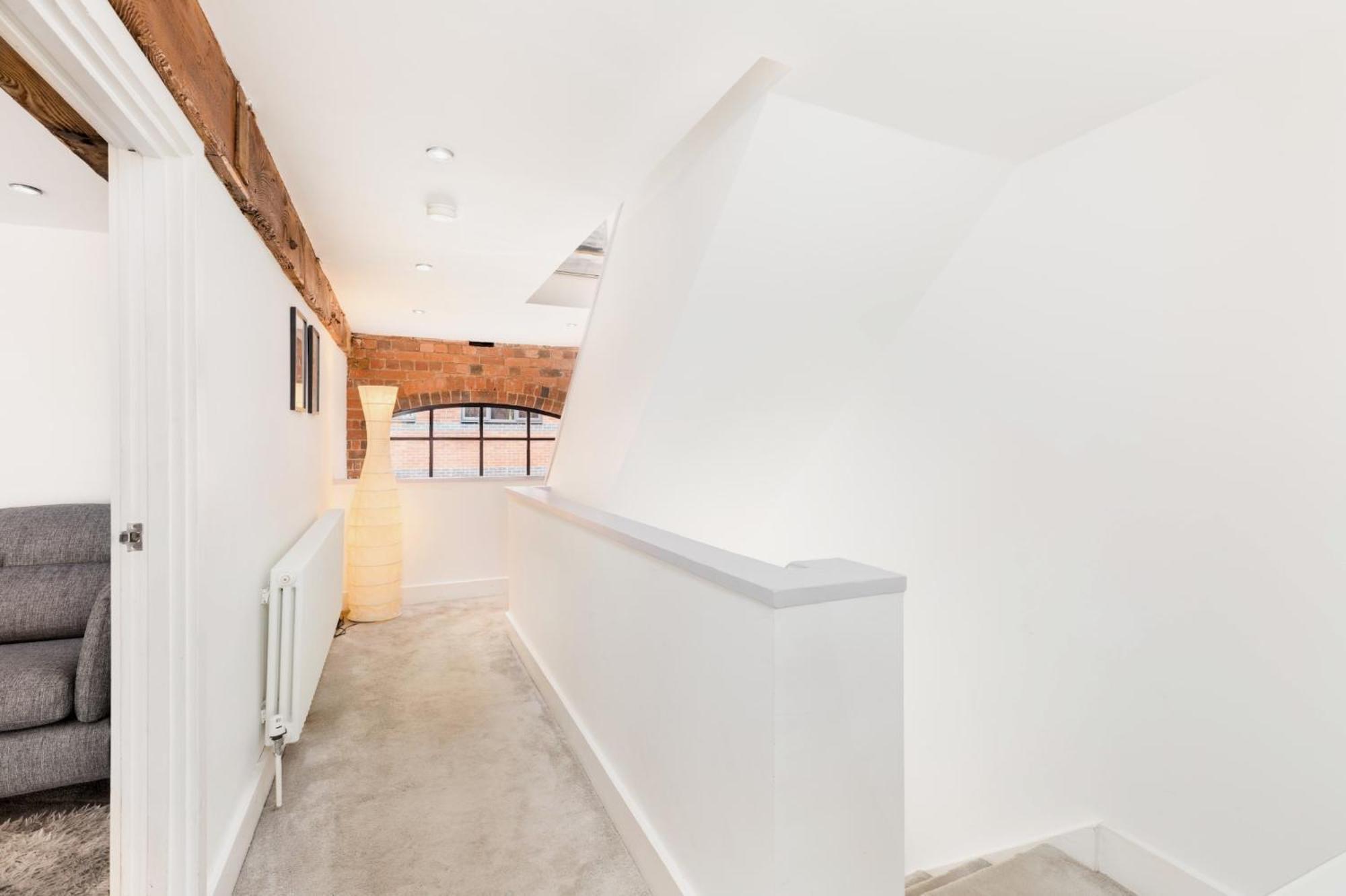 High End Luxury Townhouse In Jq, 4 Bedrooms, Flat Screen Tv In All Rooms, Free Parking, Near Birmingham City Centre Deposit Required Dış mekan fotoğraf